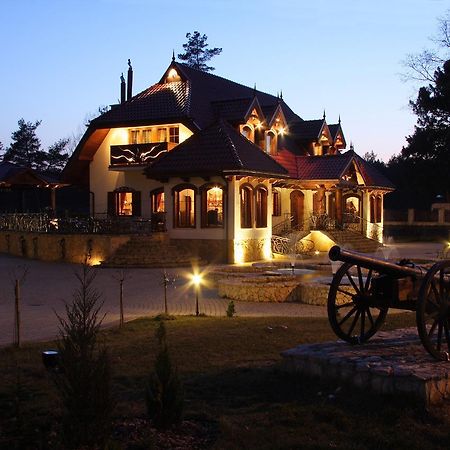 Pokoje Szlacheckie Gniazdo Bed & Breakfast Choczewo Eksteriør bilde