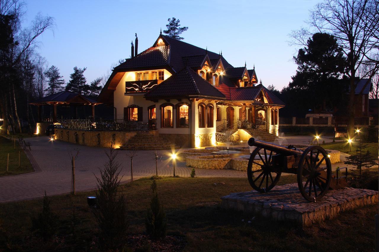 Pokoje Szlacheckie Gniazdo Bed & Breakfast Choczewo Eksteriør bilde