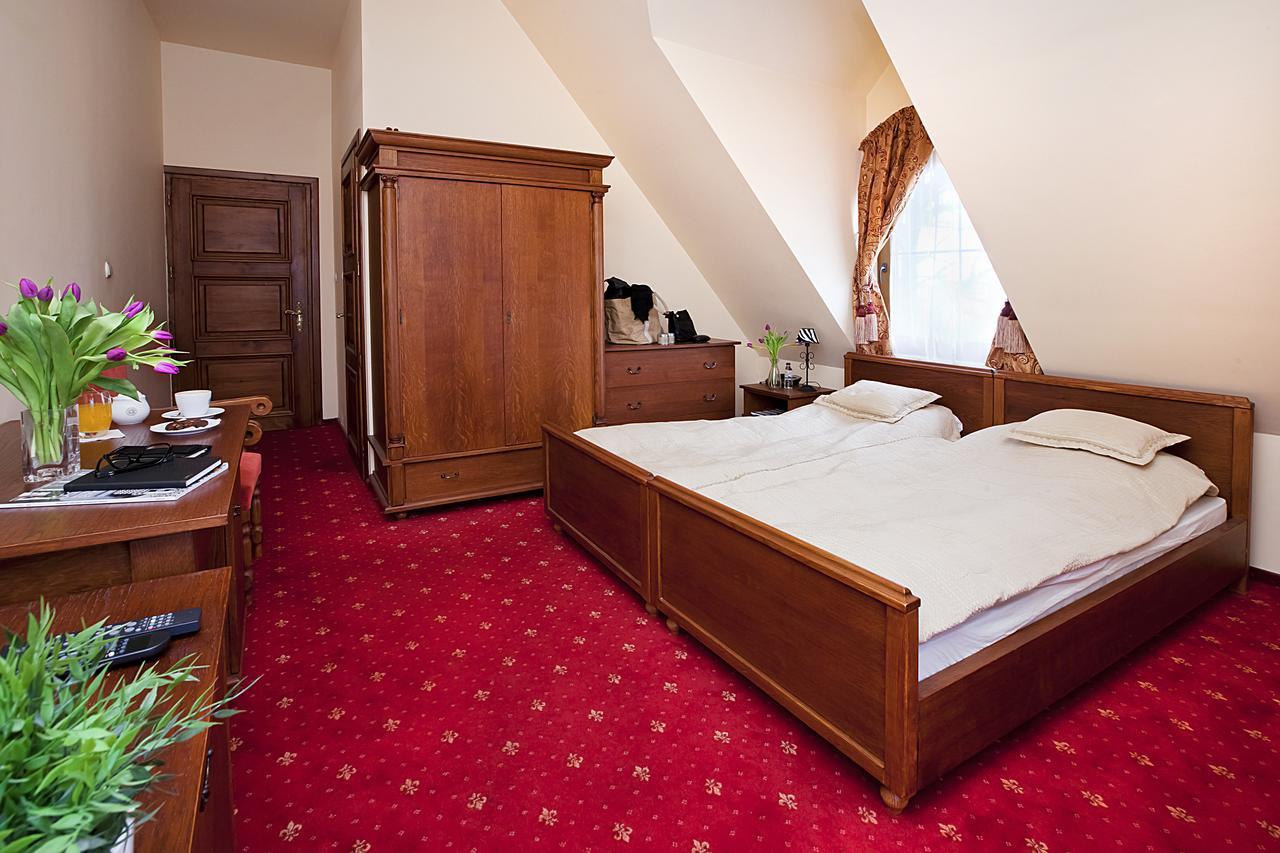 Pokoje Szlacheckie Gniazdo Bed & Breakfast Choczewo Rom bilde